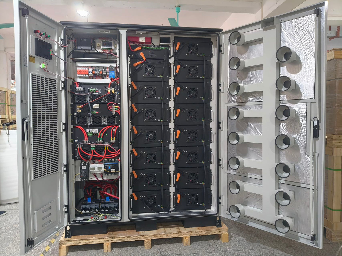 GLCE 215kwh+100kw solar-diesel industrial and commercial energy storage cabinet