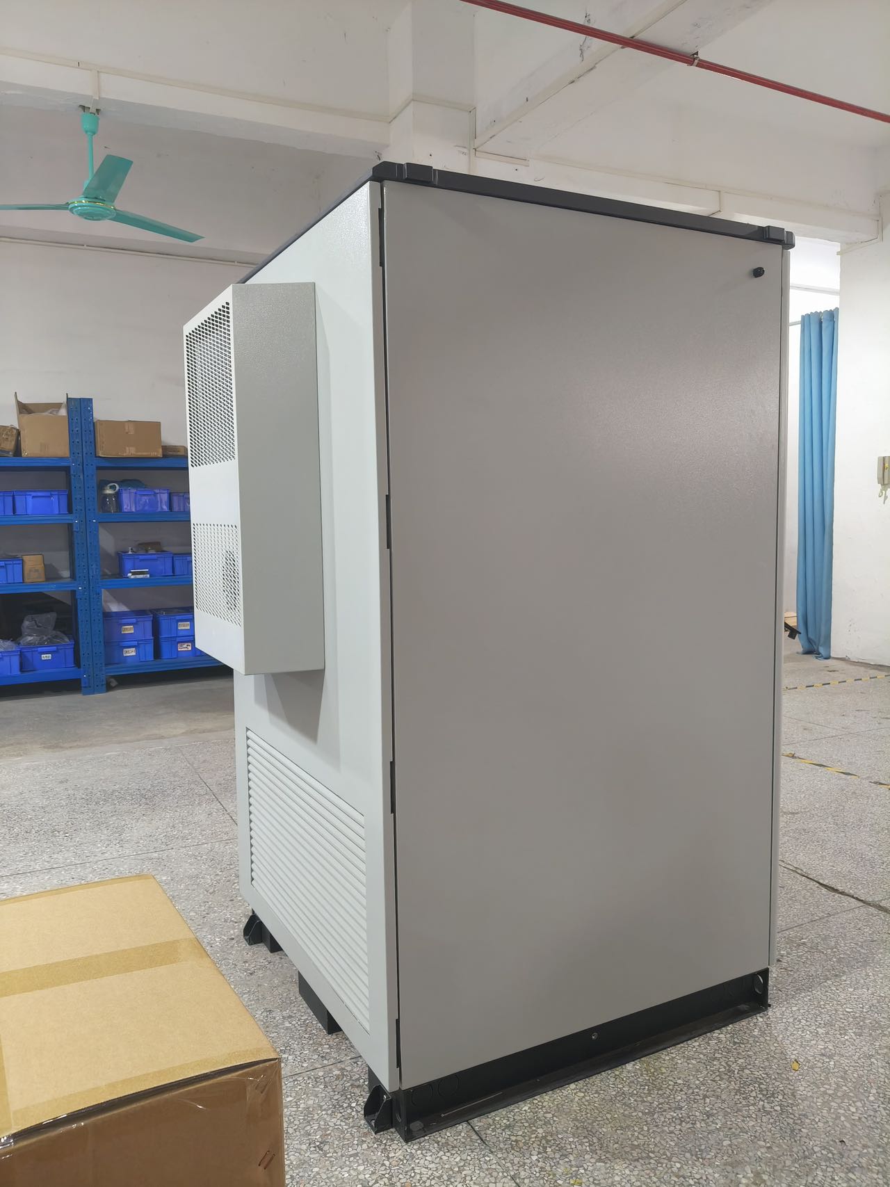 GLCE 100kwh+50kw solar-diesel industrial and commercial energy storage cabinet