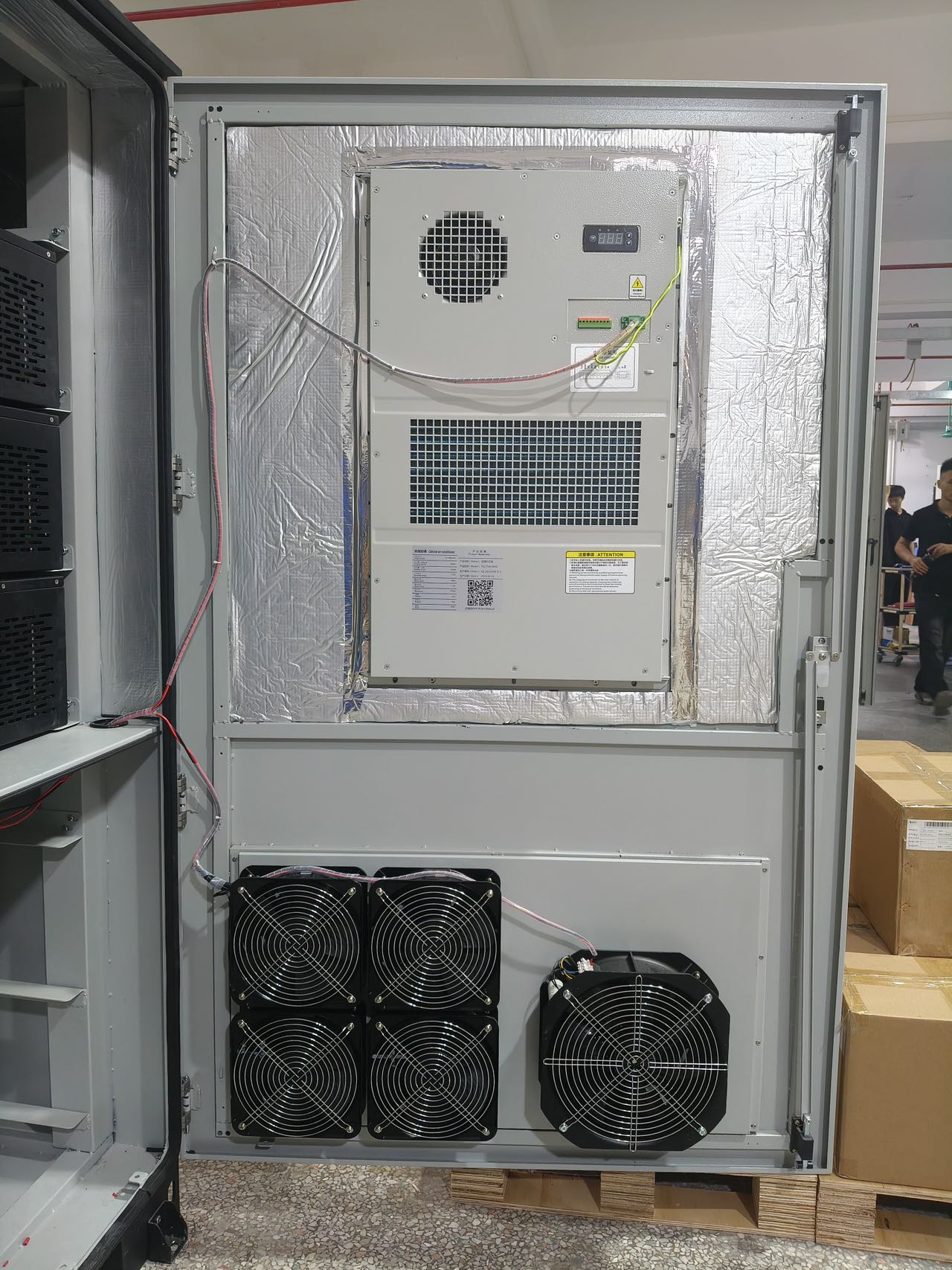 GLCE 100kwh+50kw solar-diesel industrial and commercial energy storage cabinet
