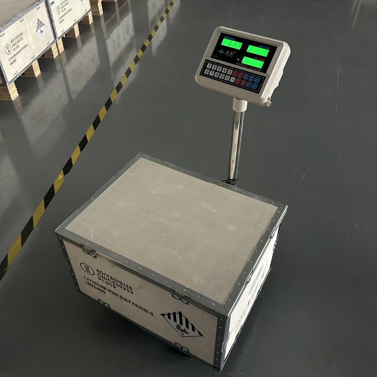 24V 300Ah(314Ah) LiFePO4 Battery Metal Case(Bluetooth)