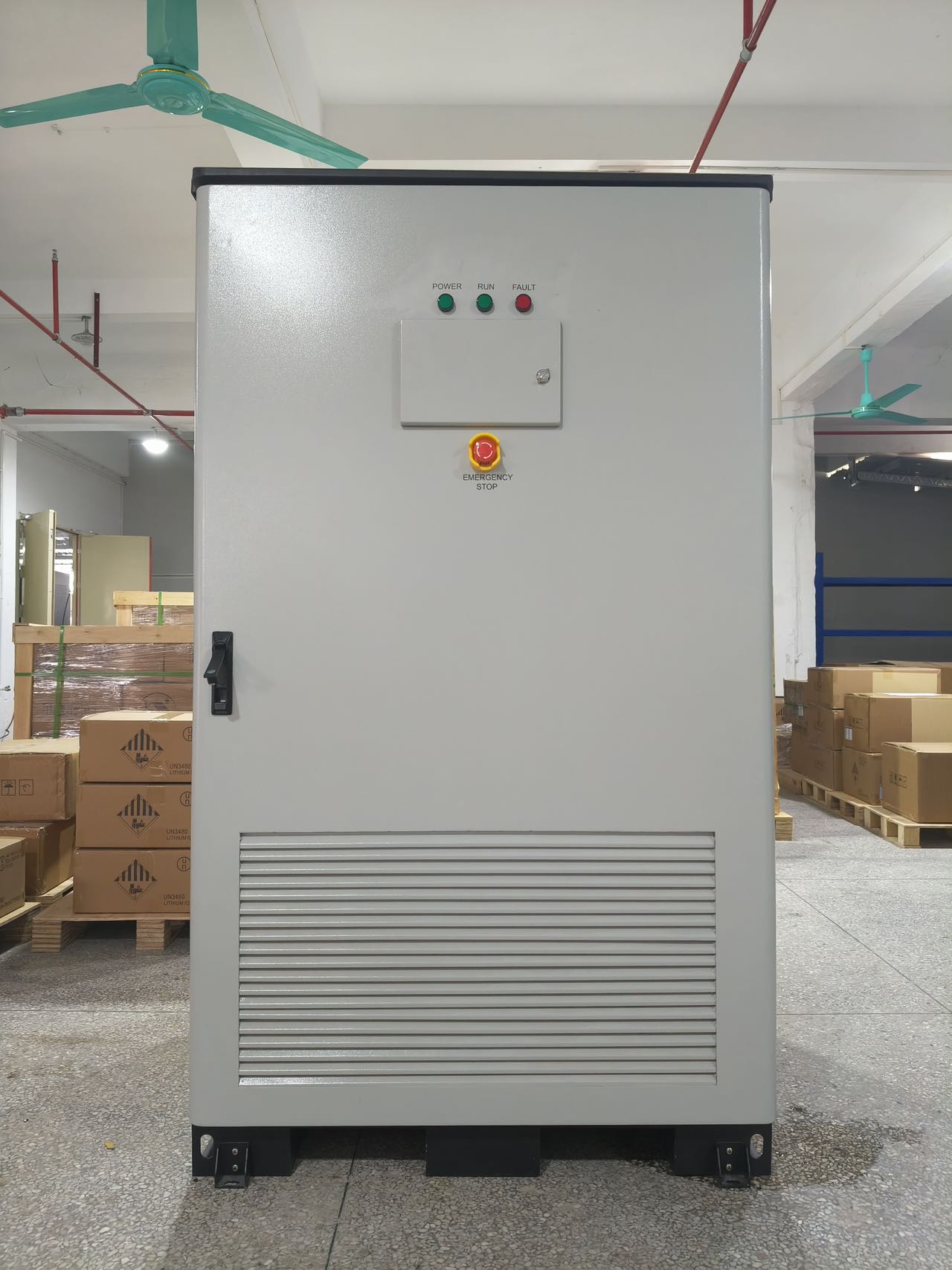 GLCE 100kwh+50kw solar-diesel industrial and commercial energy storage cabinet
